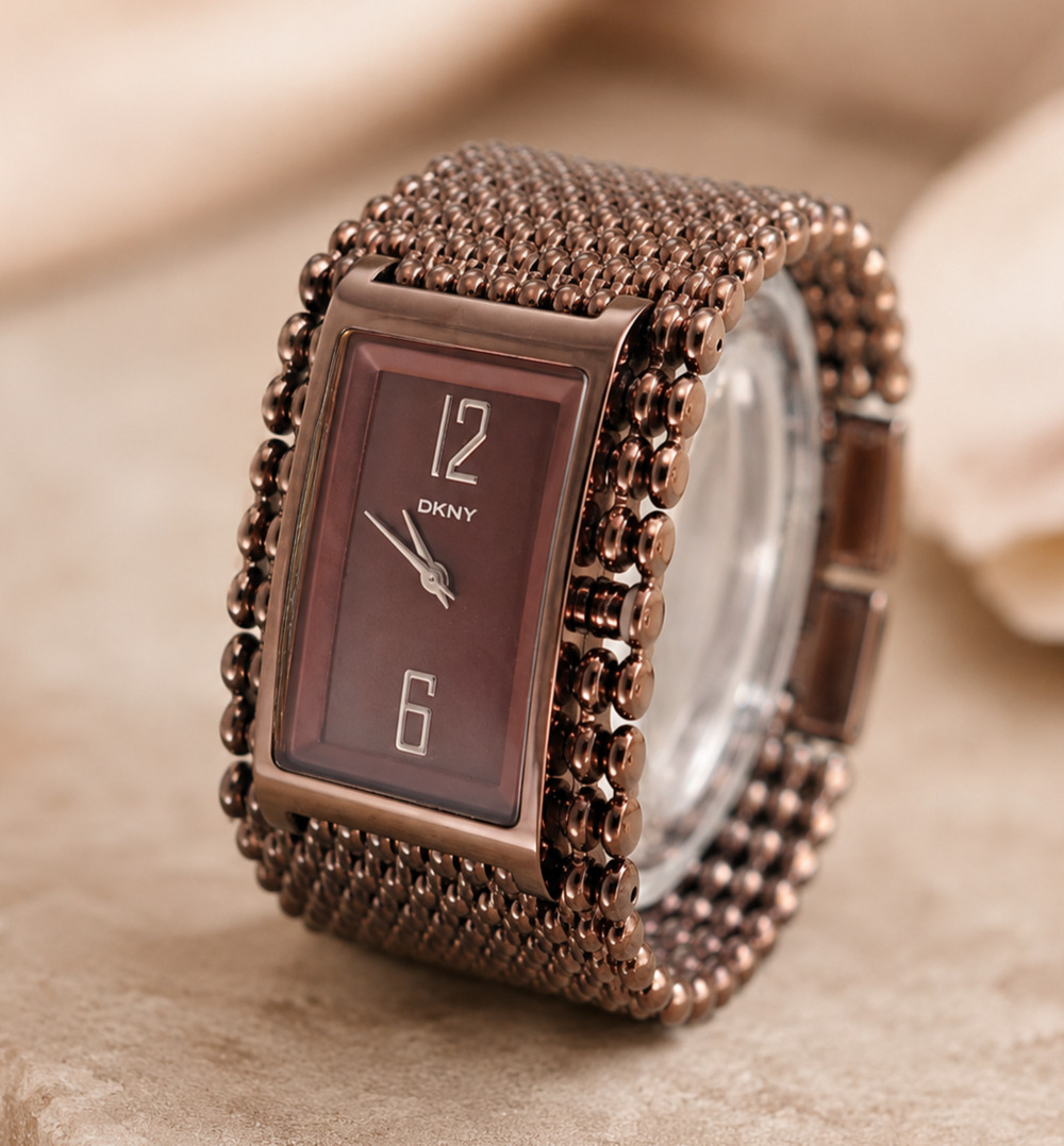 DKNY NY3875 Women’s Brown Mesh Bracelet Watch Petite 6” Works Late 2000s